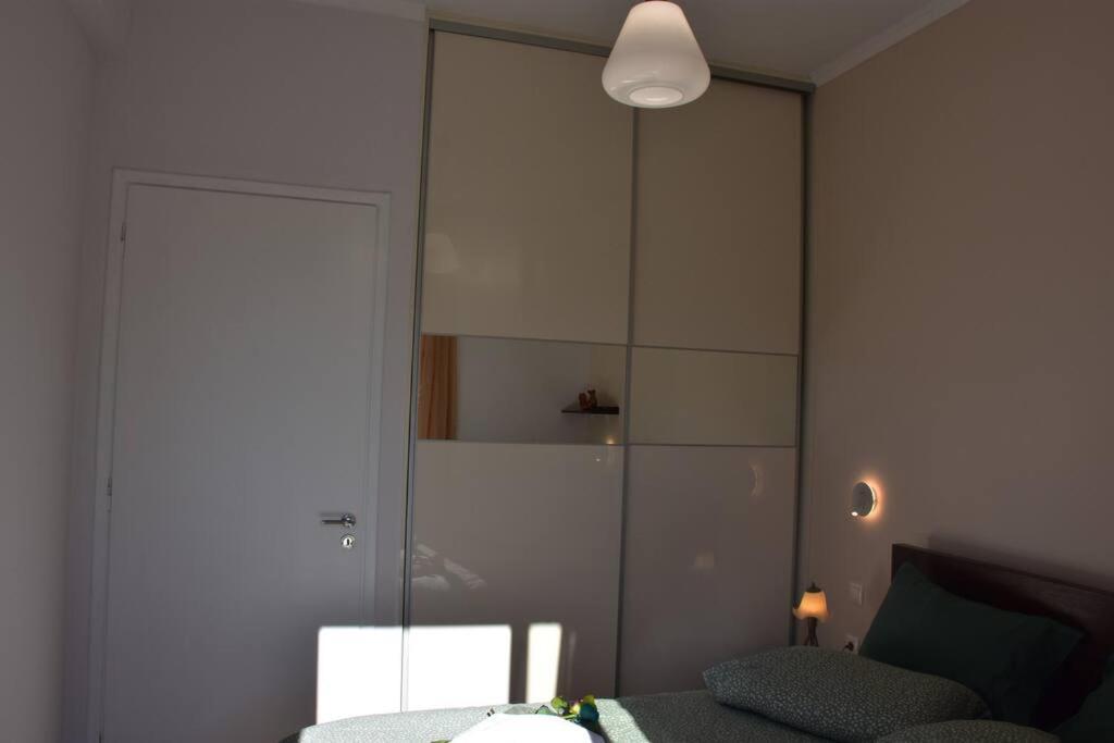 Seashell Apartment -Near The Beach Артемида Екстериор снимка